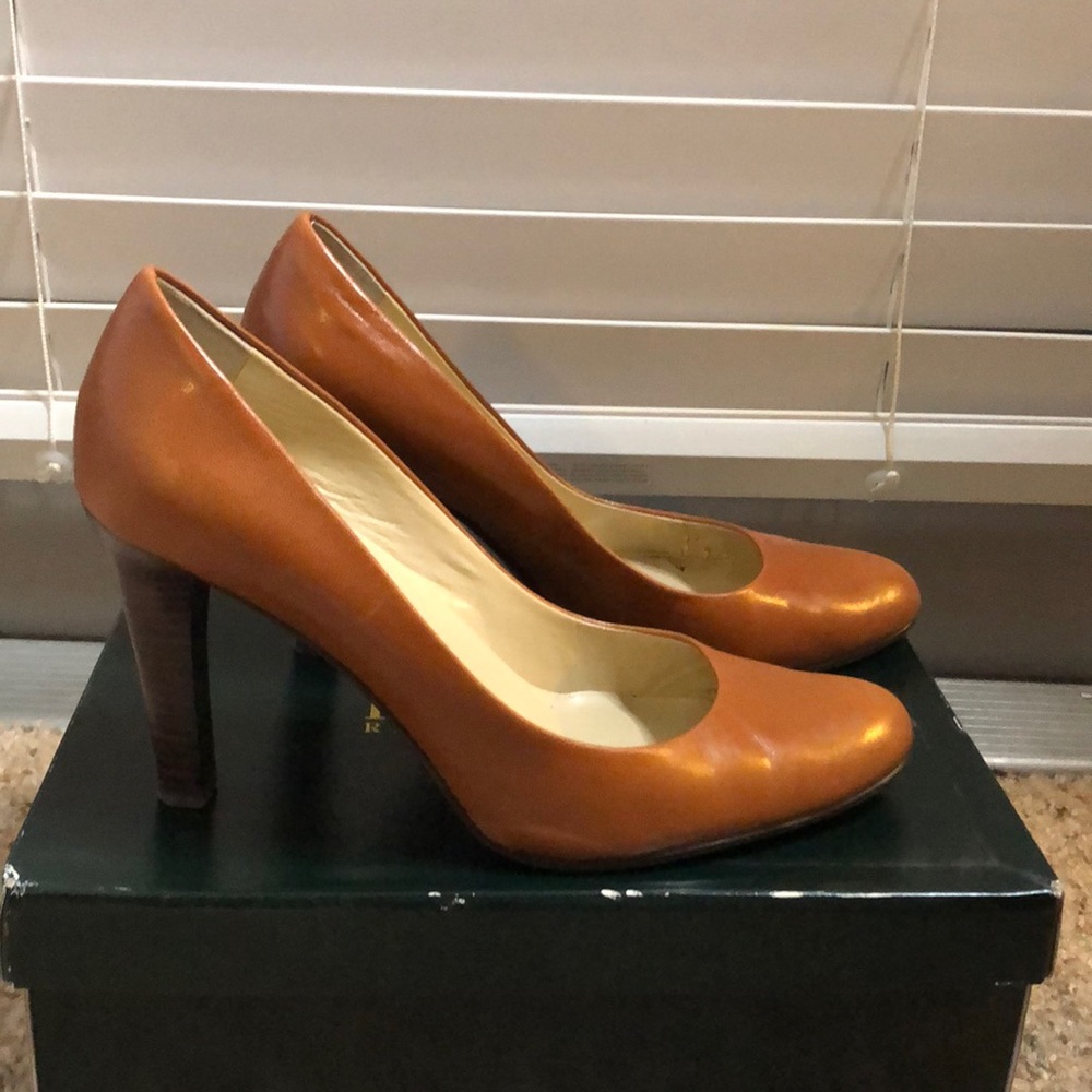 Tan Ralph Lauren Heel